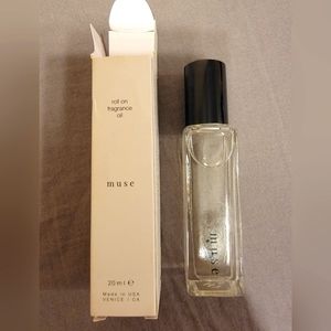 NEW Riddle Muse Roll On Oil Fragrance 20ml